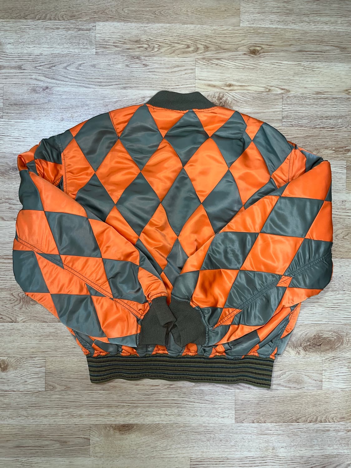 캐피탈 다이아퀼팅 ma-1 봄버 상품이미지2