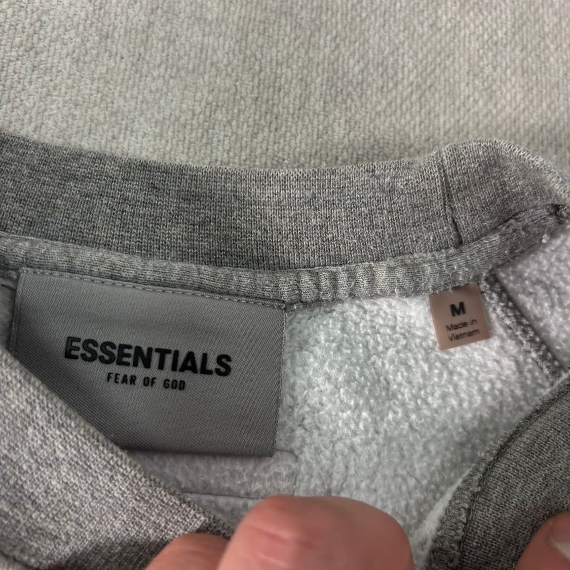 100 피오갓 에센셜 그레이 맨투맨 상품이미지3