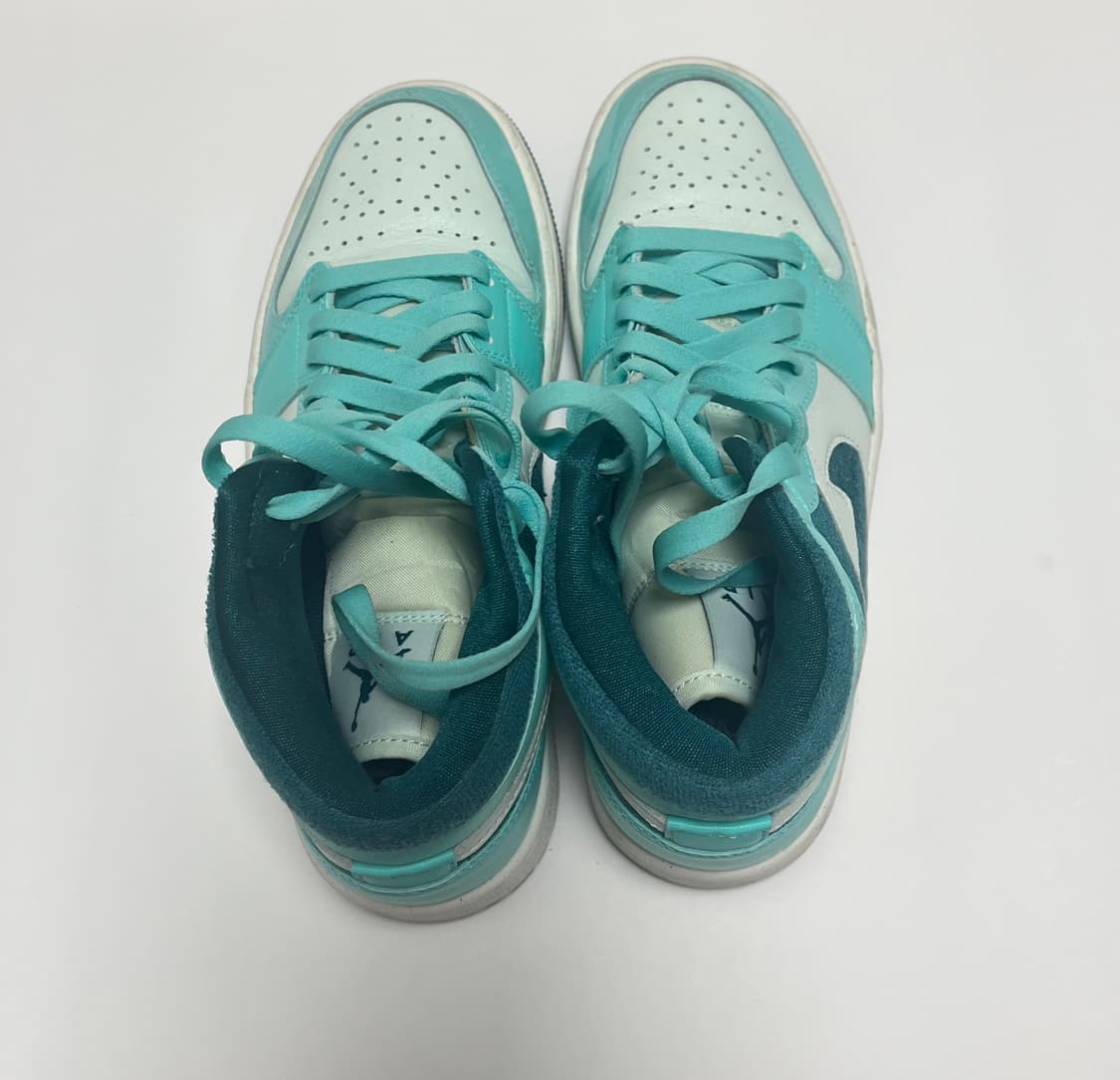 (W) 조던 1 미드 SE 블리치드 터크 스카이 J 틸 상품이미지4