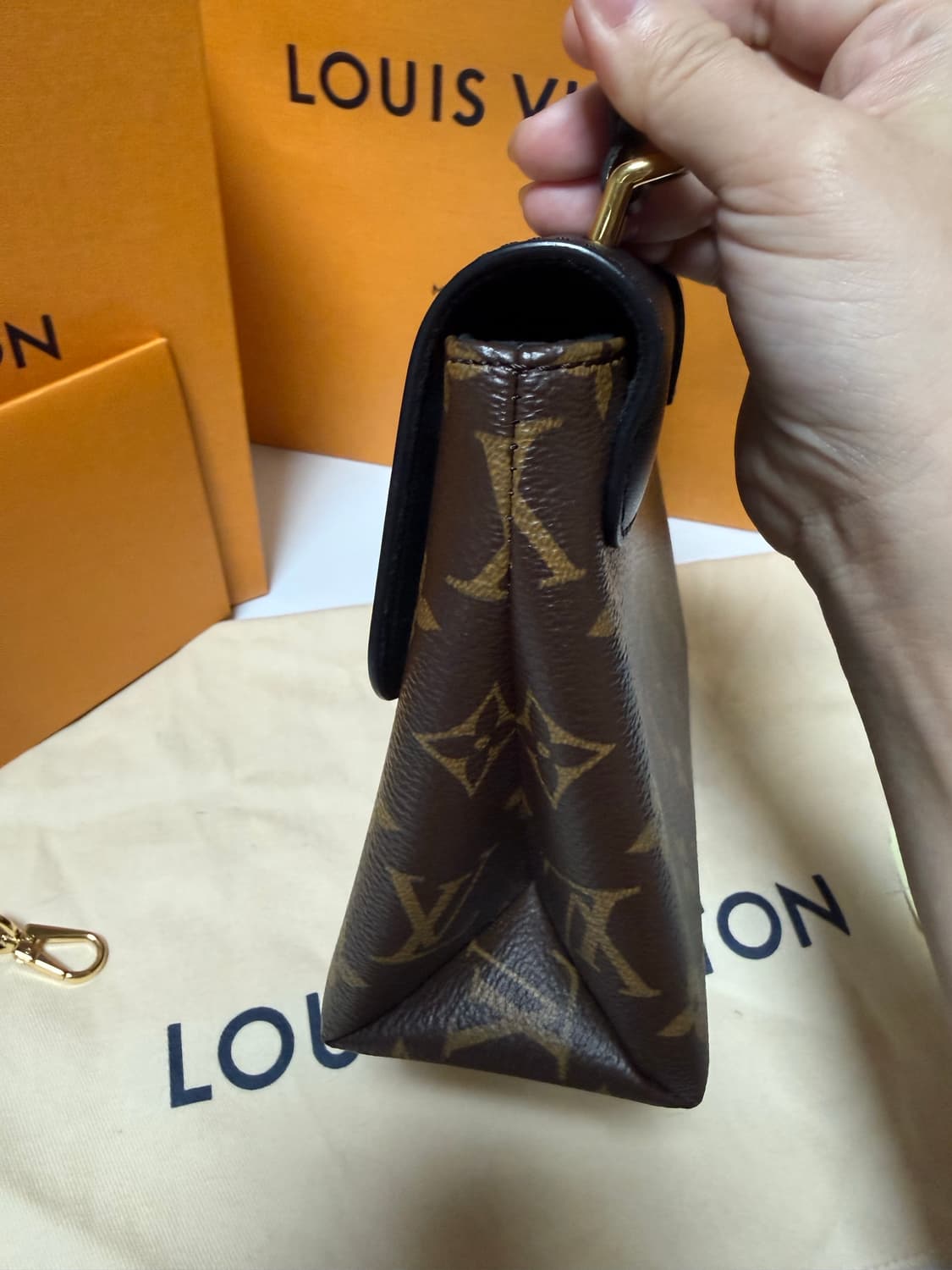 루이비통 록키 BB 모노그램 상품이미지5