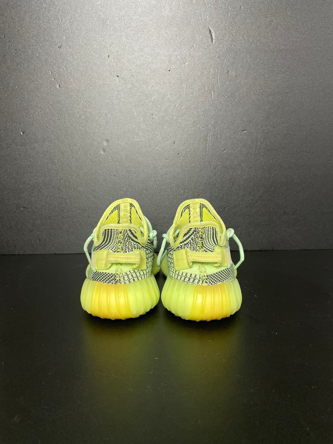 [245] 아디다스 이지부스트 350 V2 이즈릴 상품이미지3