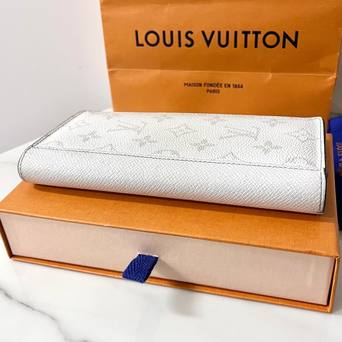 [S급/정품] 루이비통 화이트 옵틱 브라짜월릿 장지갑 상품이미지7