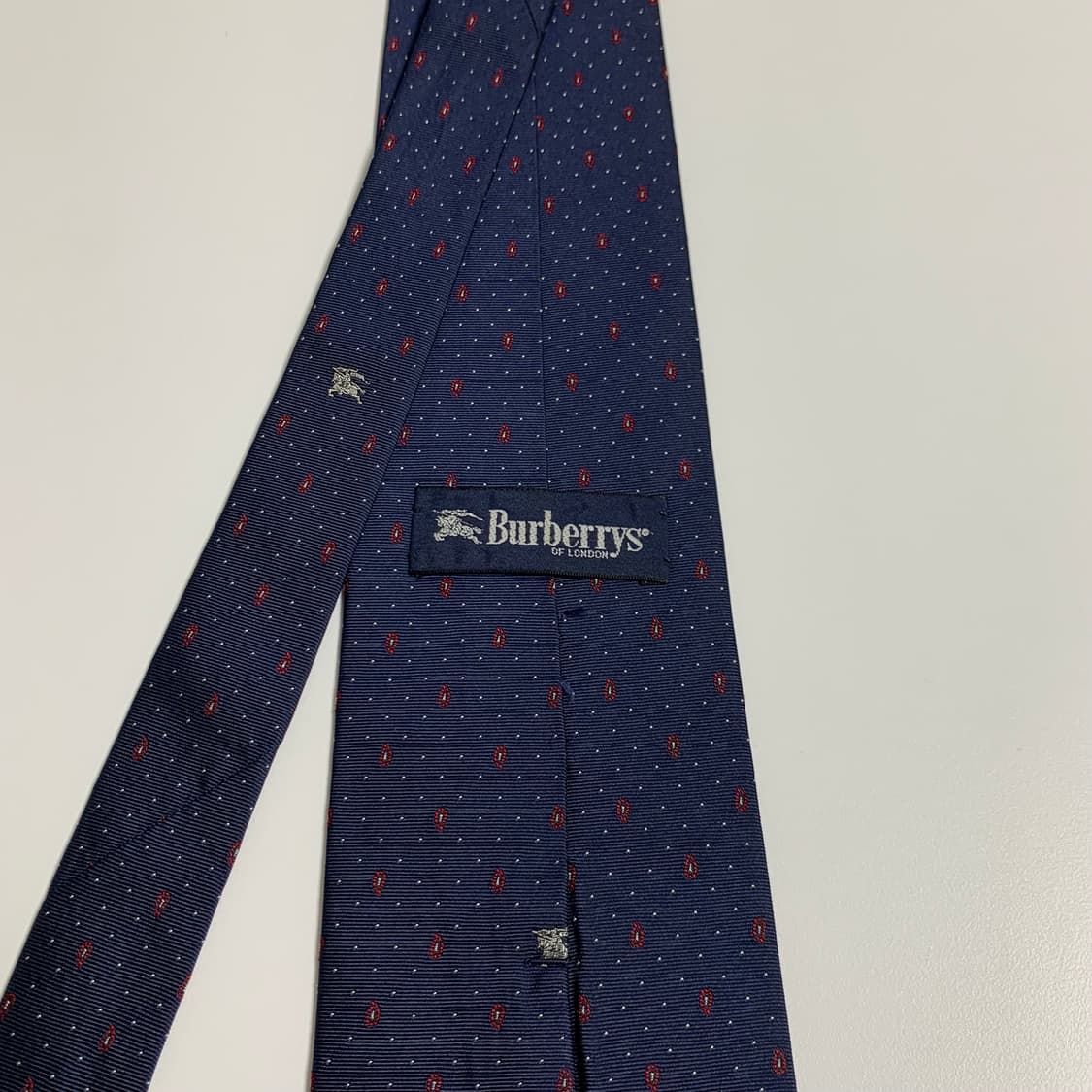 버버리(BURBERRY) 명품 정장 수트넥타이 A+등급 8.7cm 상품이미지4