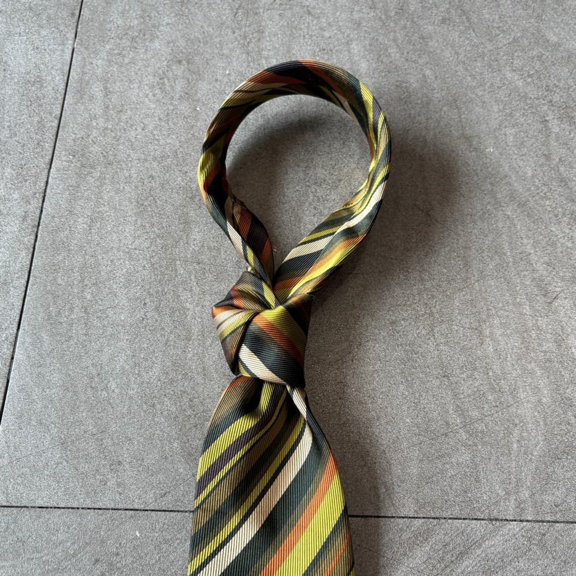 80년대 생산 버버리 블랙 라벨 넥타이 상품이미지3