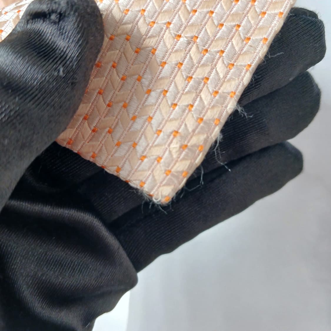 아쿠아스큐텀 실크 오렌지 패턴 넥타이 8.5cm A~B등급 E944
 상품이미지10