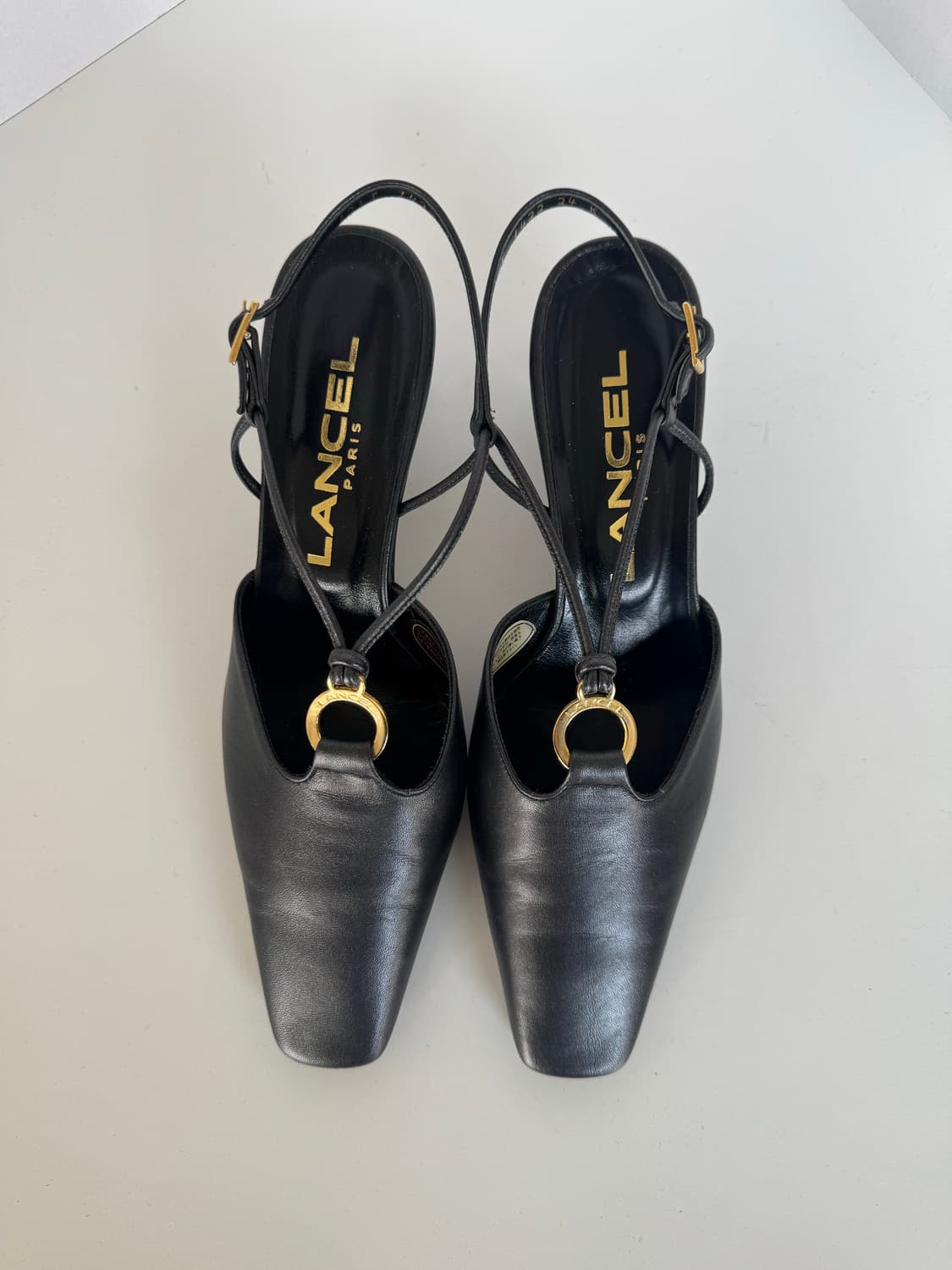 란셀(LANCEL) 골드 링 스트랩 샌들 힐 상품이미지1