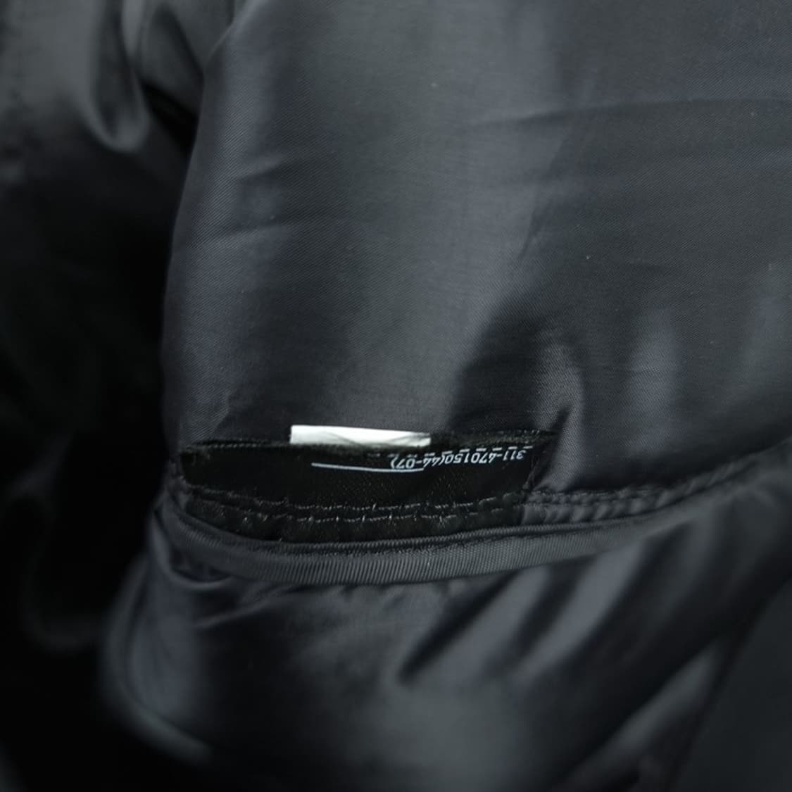 [유니클로 X 화이트마운티니어링] 퀄팅 봄버 자켓 M19269 상품이미지7