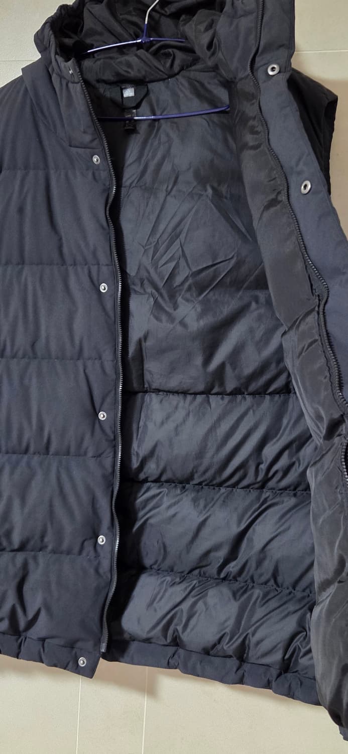 아디다스 헬리오닉 덕다운 패딩조끼  4XL (성인120사이즈) 택포 상품이미지3