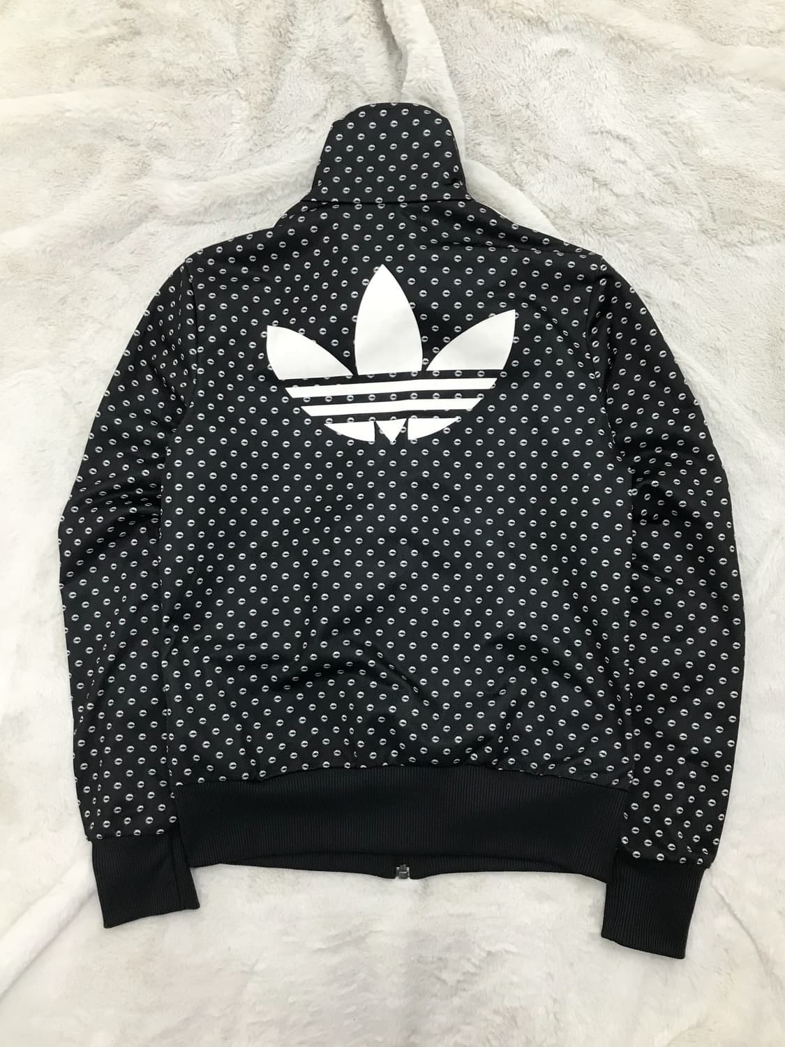 Adidas Lips Dots Firebird Jersey 상품이미지10