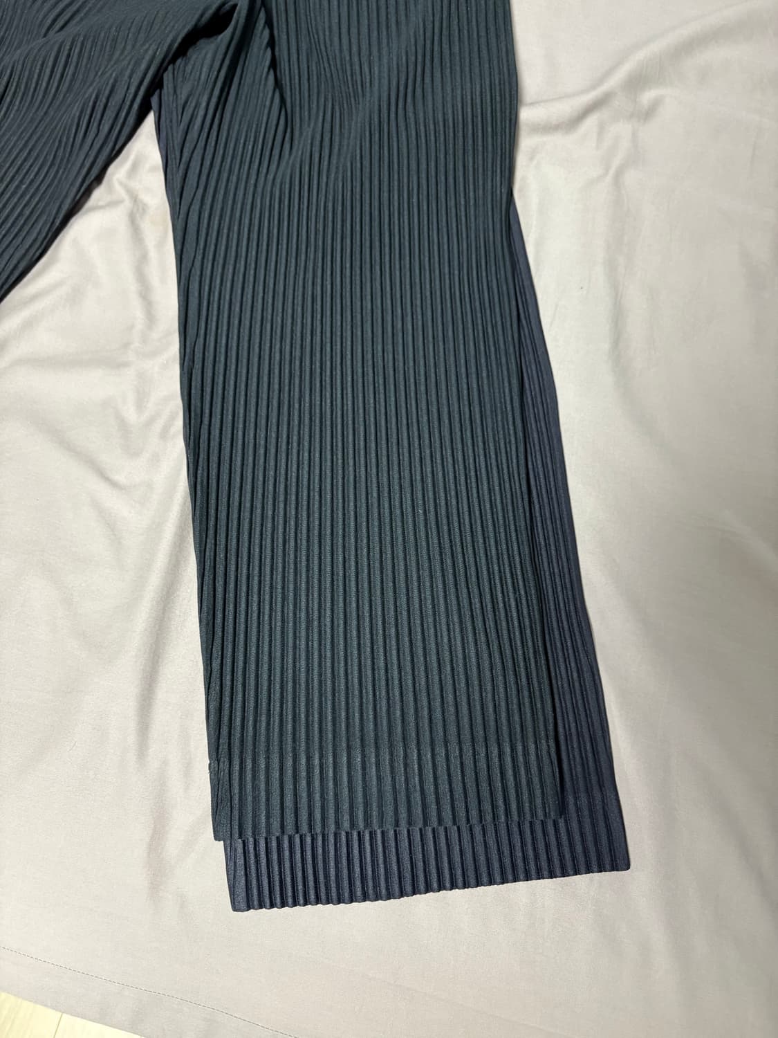 이세이미야케 옴므플리세 먼쓸리 블랙팬츠1 상품이미지1