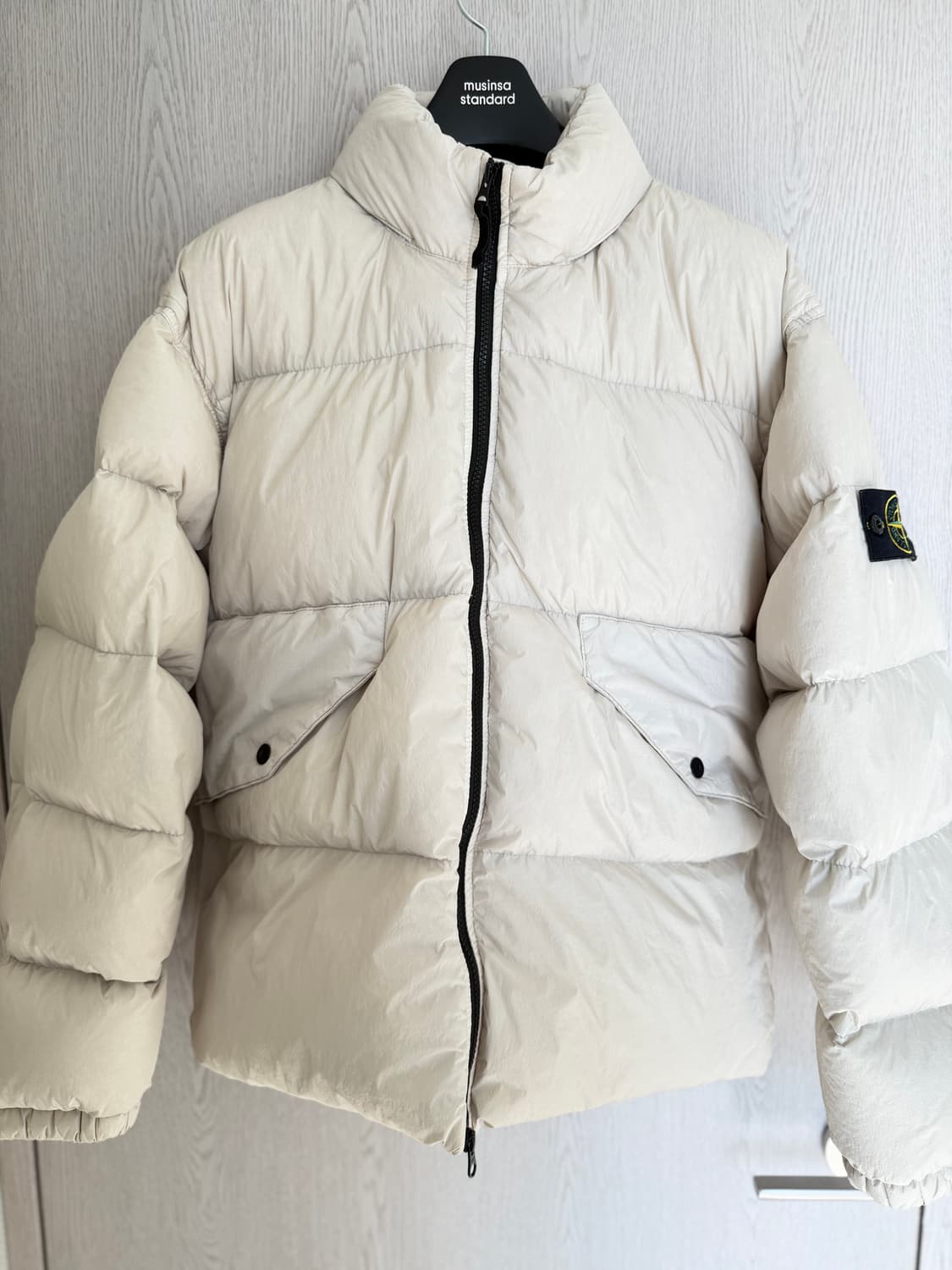 스톤아일랜드 23fw 크링클랩스 논후드 패딩 xl 상품이미지1