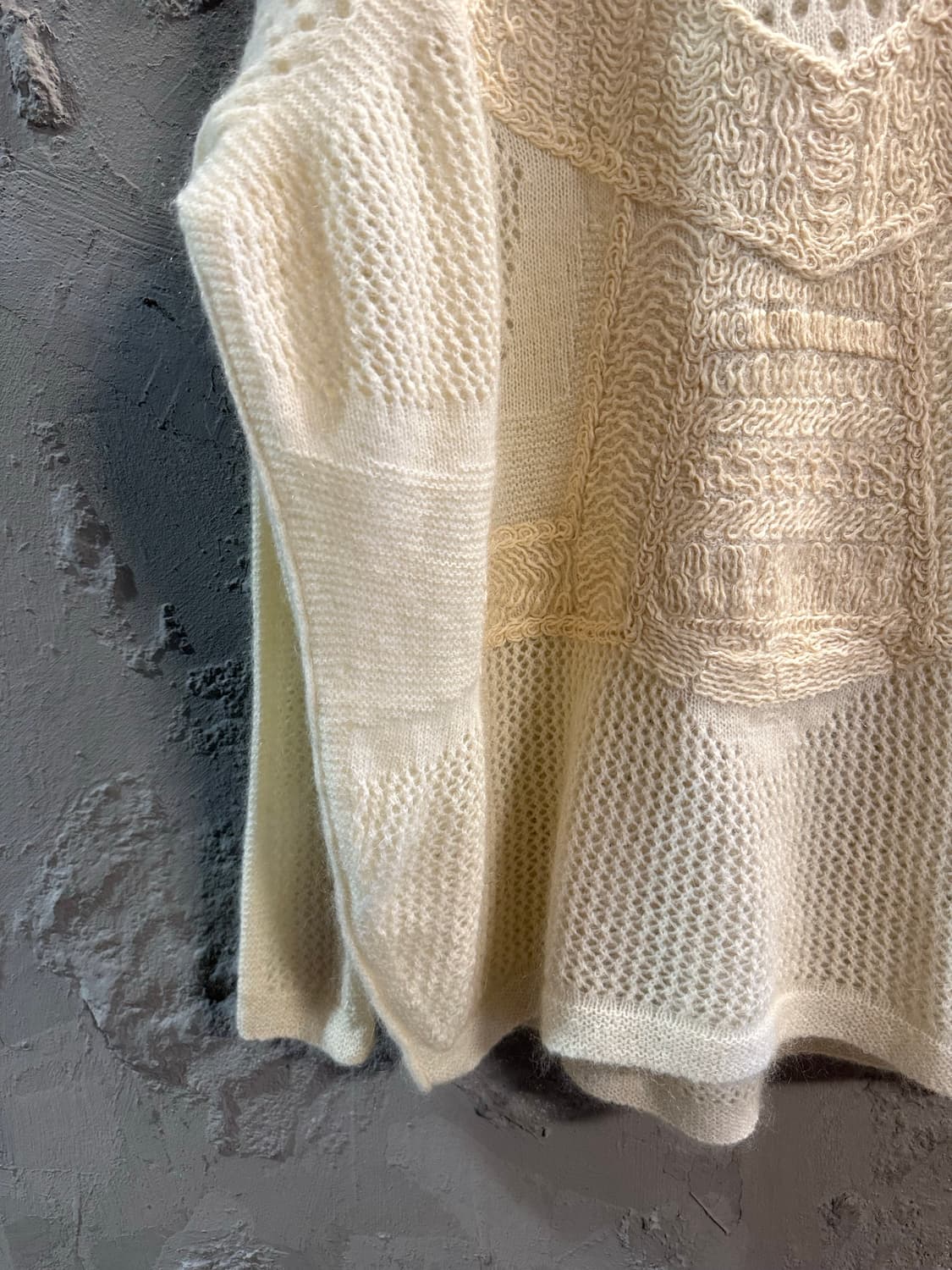 타임 TIME 포스트모던 모헤어 오버 니트 아이보리 90 상품이미지2