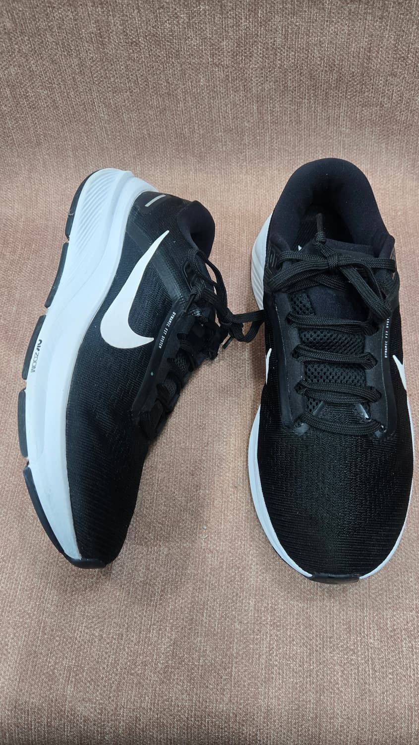 나이키 260mm- 에어 줌 스트럭처 24 운동화  상품이미지1