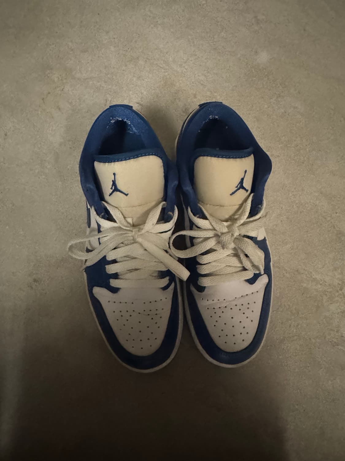 조던 1 로우 화이트 다크 마리나 블루(7.5사이즈) 상품이미지1