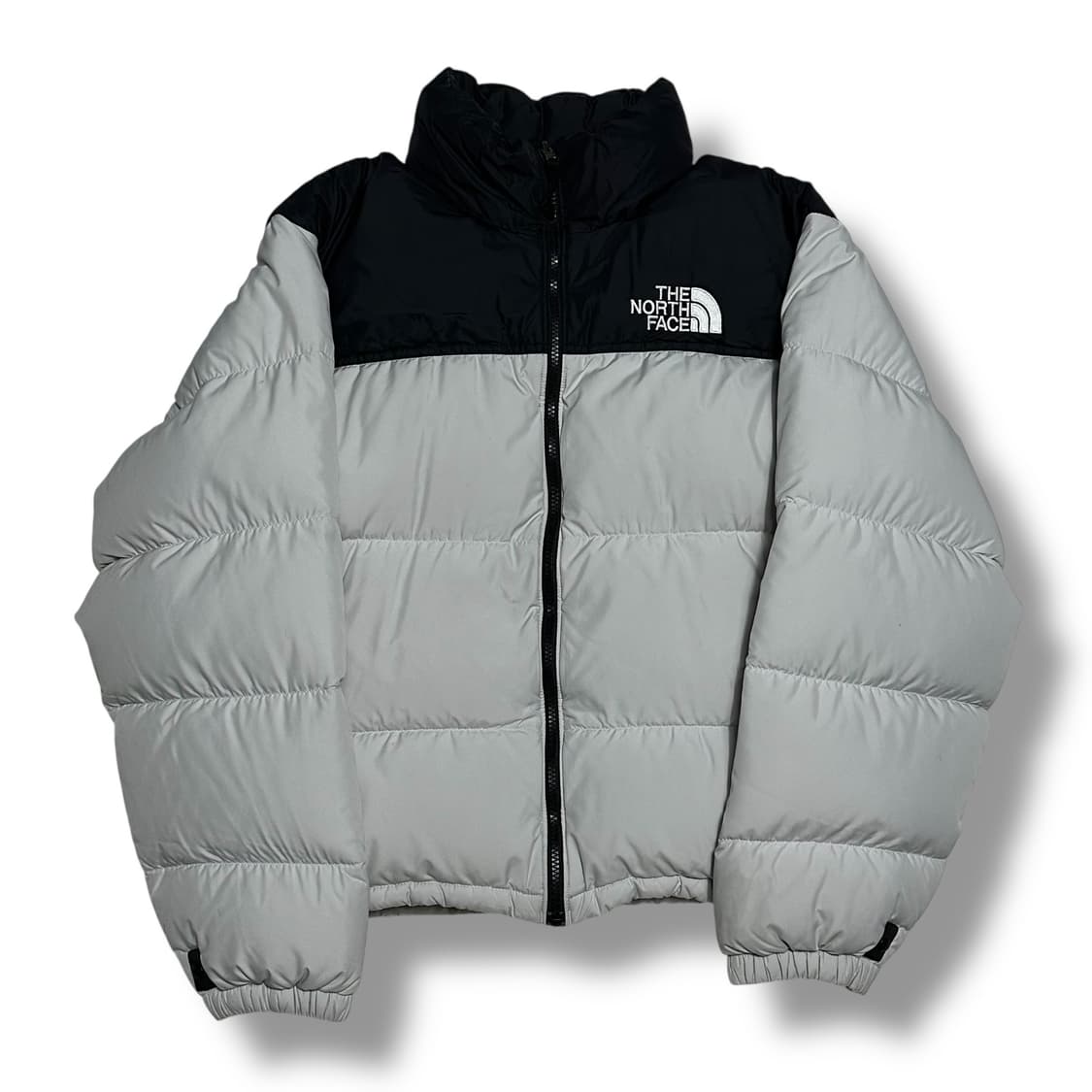 The North Face 그레이 눕시 패딩 상품이미지1