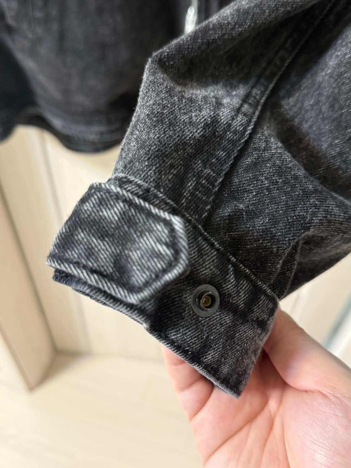 준지 24FW 흑청 데님 후드집업 50. 상품이미지3