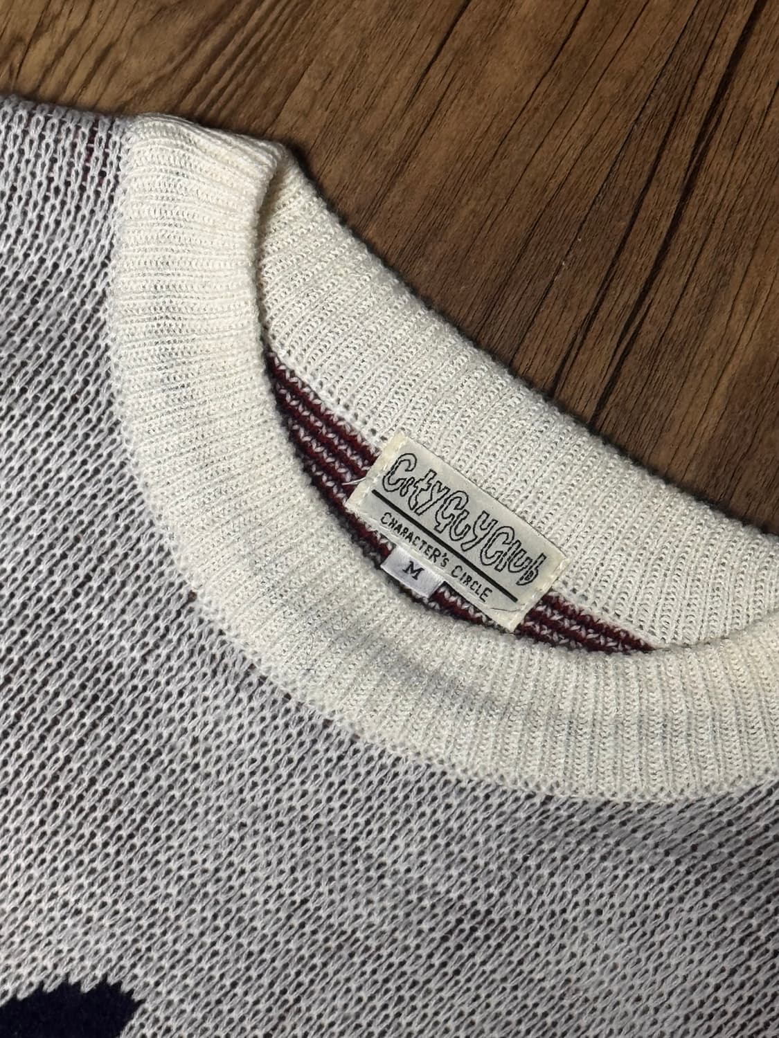 [M] 시티 가이 클럽 캐릭터 니트 스웨터 상품이미지4