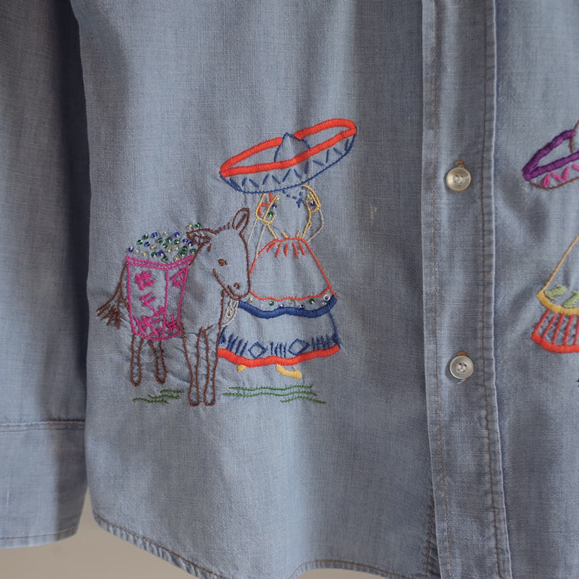 70‘s Levi's Hand Embroidered Shirt 상품이미지3