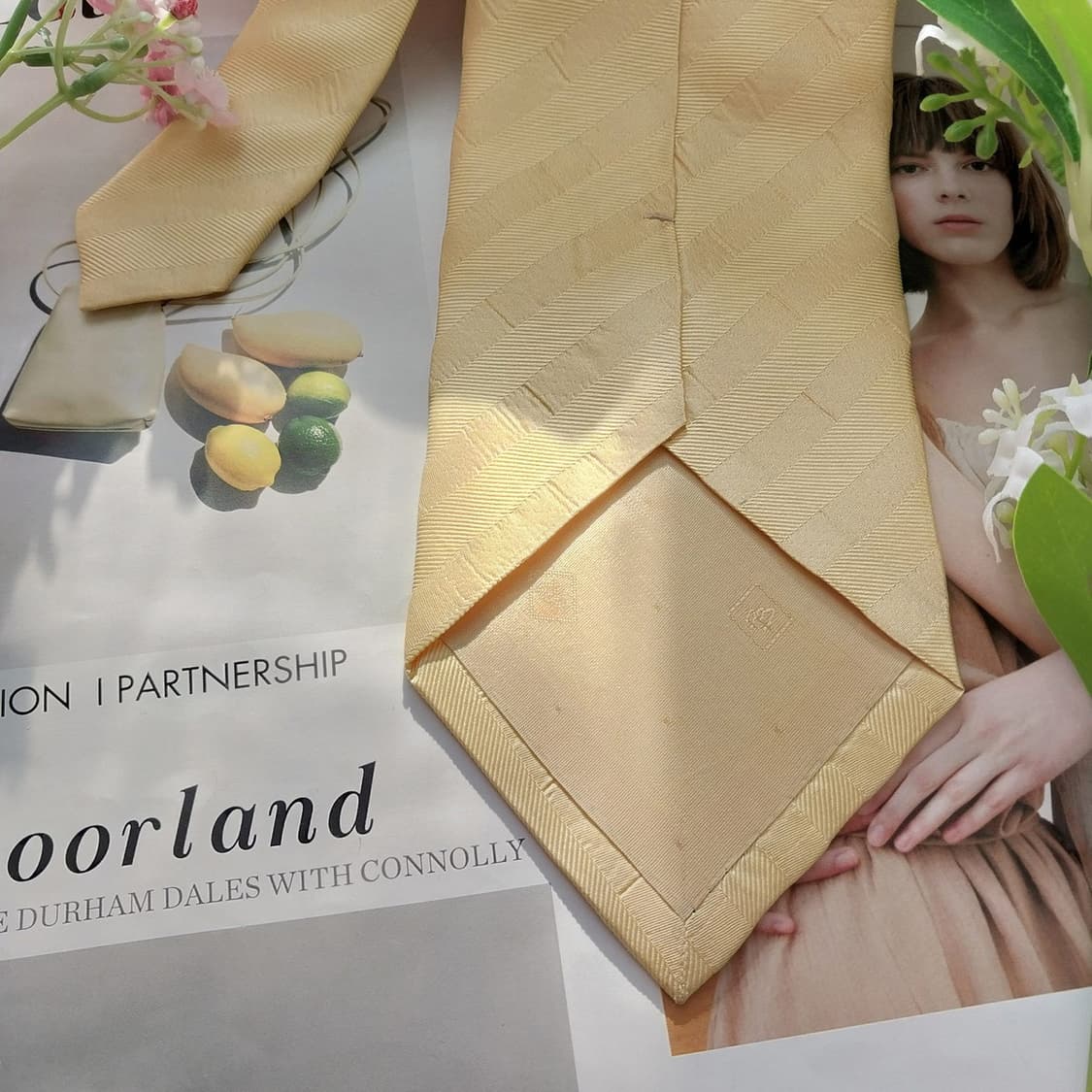 발망 옐로우 자카드 블록 패턴 실크 넥타이 9.6cm A등급 K1523
 상품이미지7