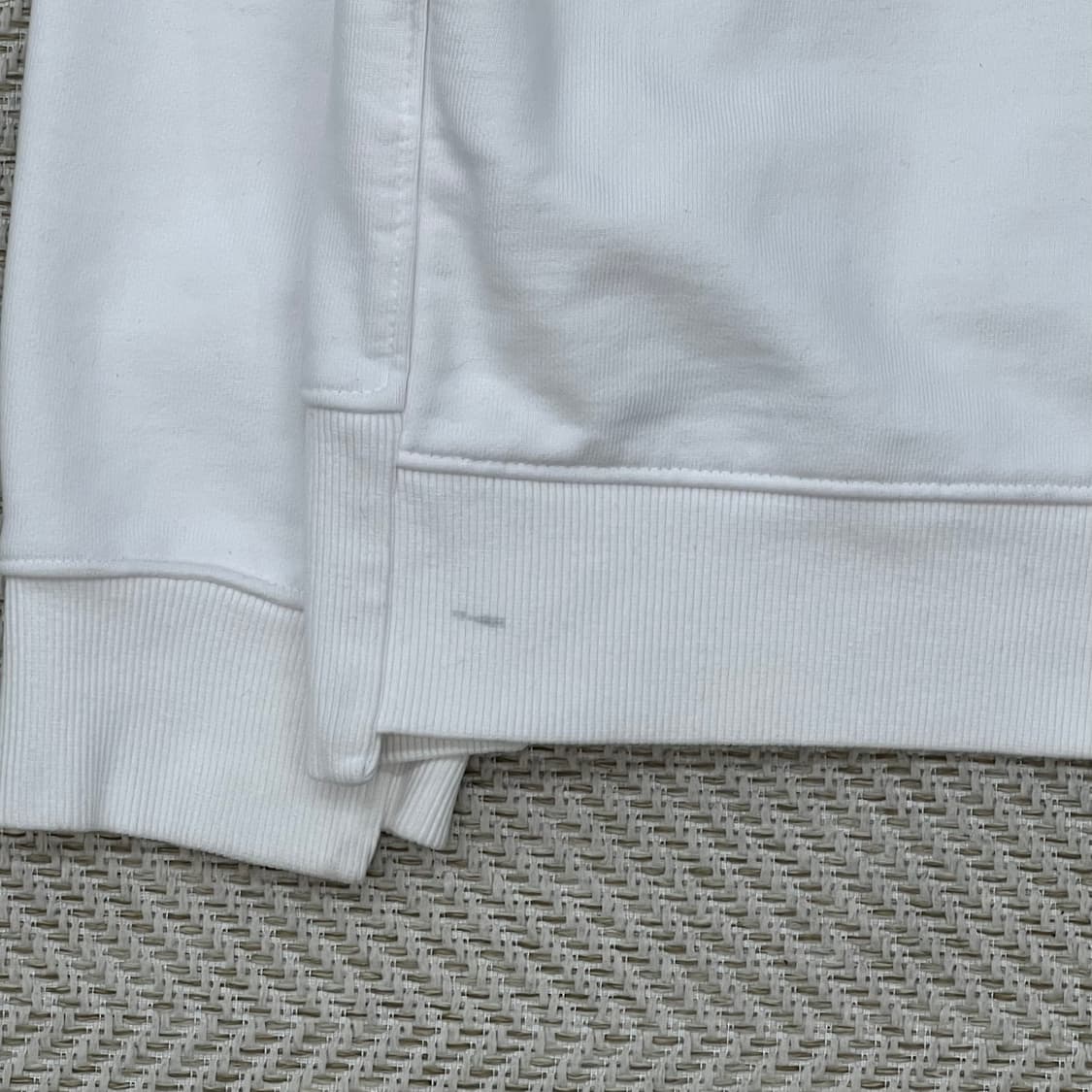 솔리드옴므 백프린팅 스웻셔츠 r2324 상품이미지6