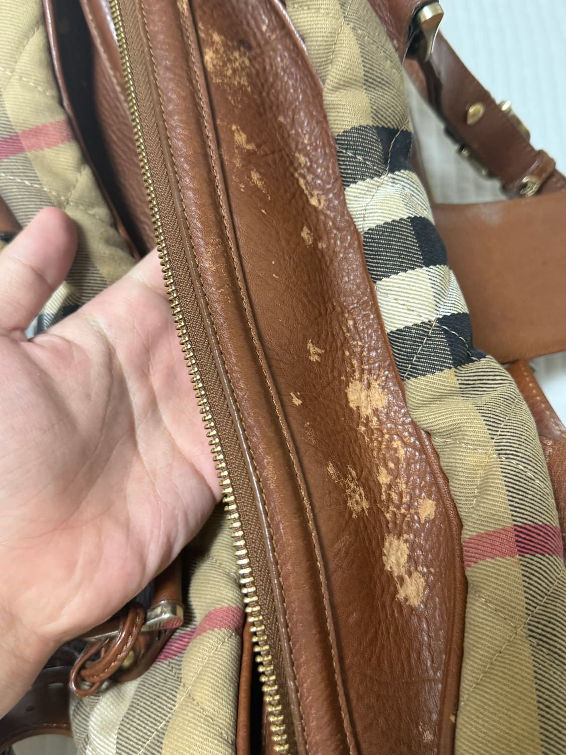 버버리 체크 토트백 정품 상품이미지3