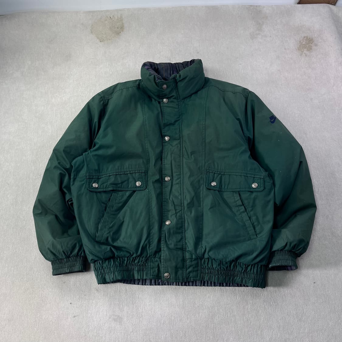 105 나이키 90s 삼나스포츠 리버시블 덕다운 패딩 상품이미지2