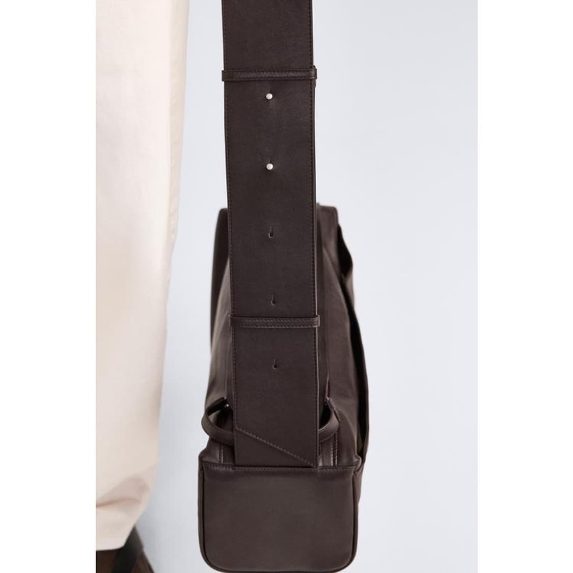 자라 XL 직사각형 가죽 크로스바디 백 브라운 새 상품 상품이미지3