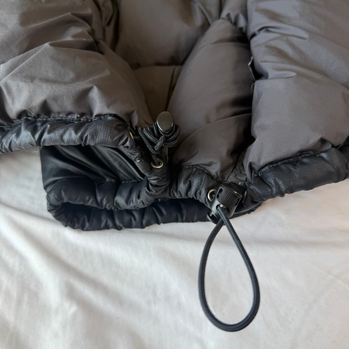 노스페이스 눕시 온볼 700필 블랙 L 사이즈 상품이미지6