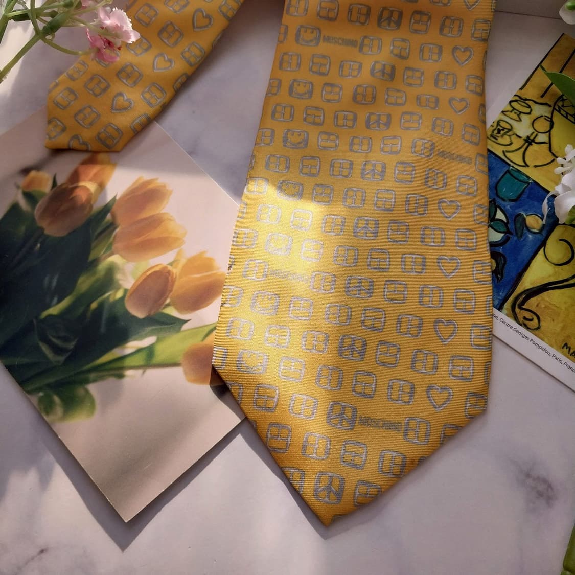 모스키노 실크 옐로우 아이코닉 패턴 넥타이 9.5cm A등급 K1537
 상품이미지4