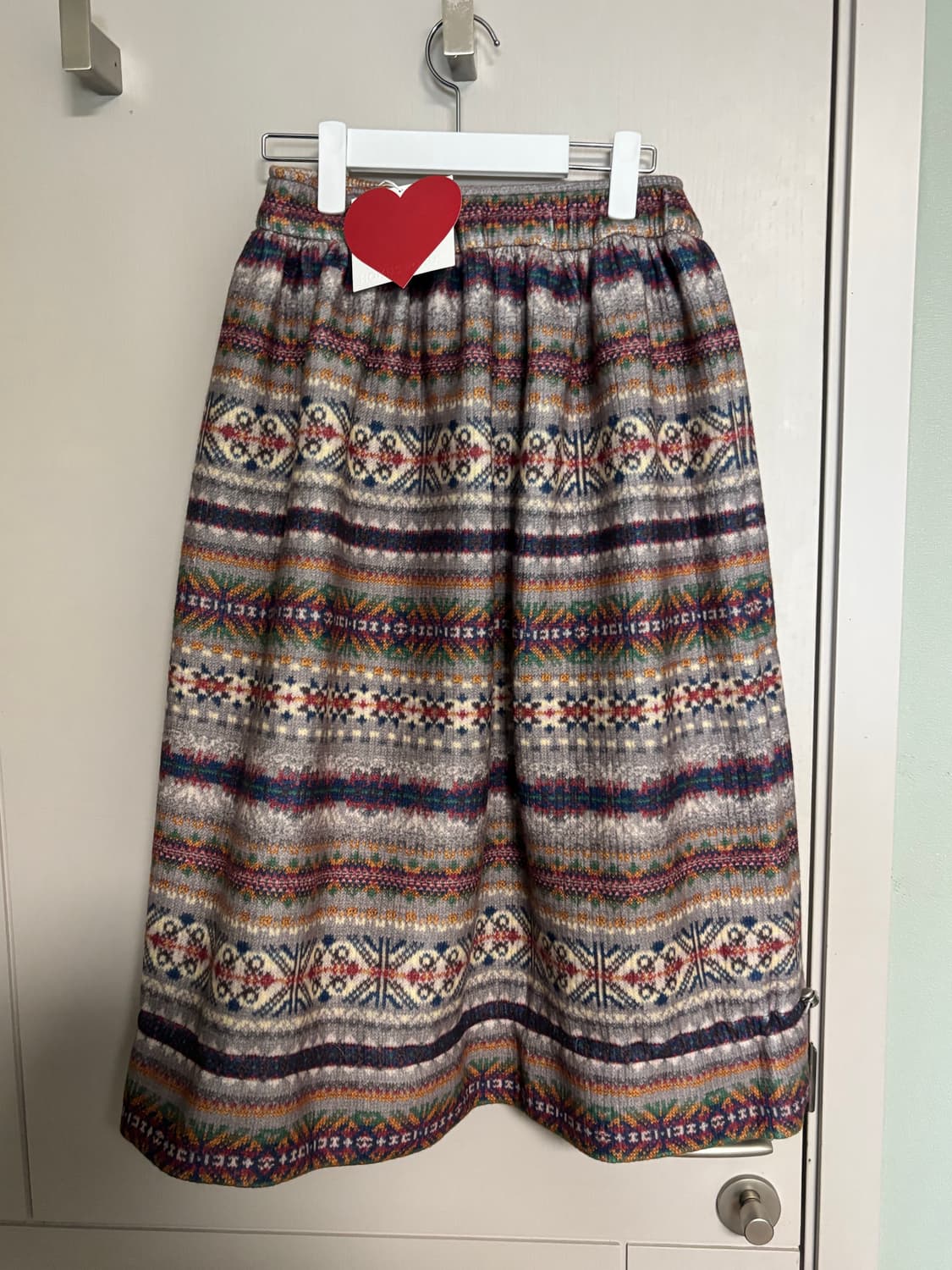 호쿠스포쿠스 노르딕 패턴 볼륨스커트 / 정가 109,000 상품이미지1