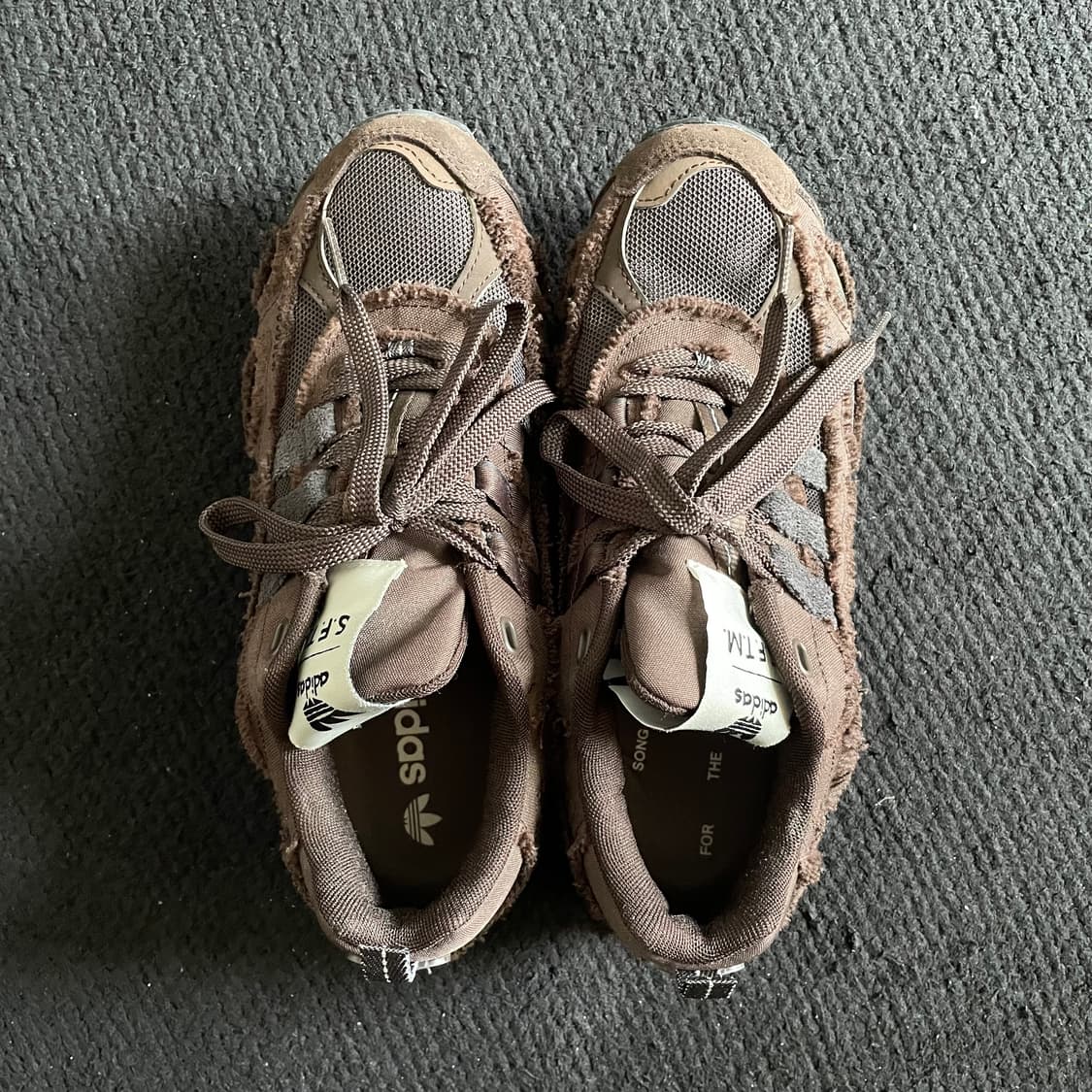 (250)아디다스x송포더뮤트 쉐도우터프 상품이미지2