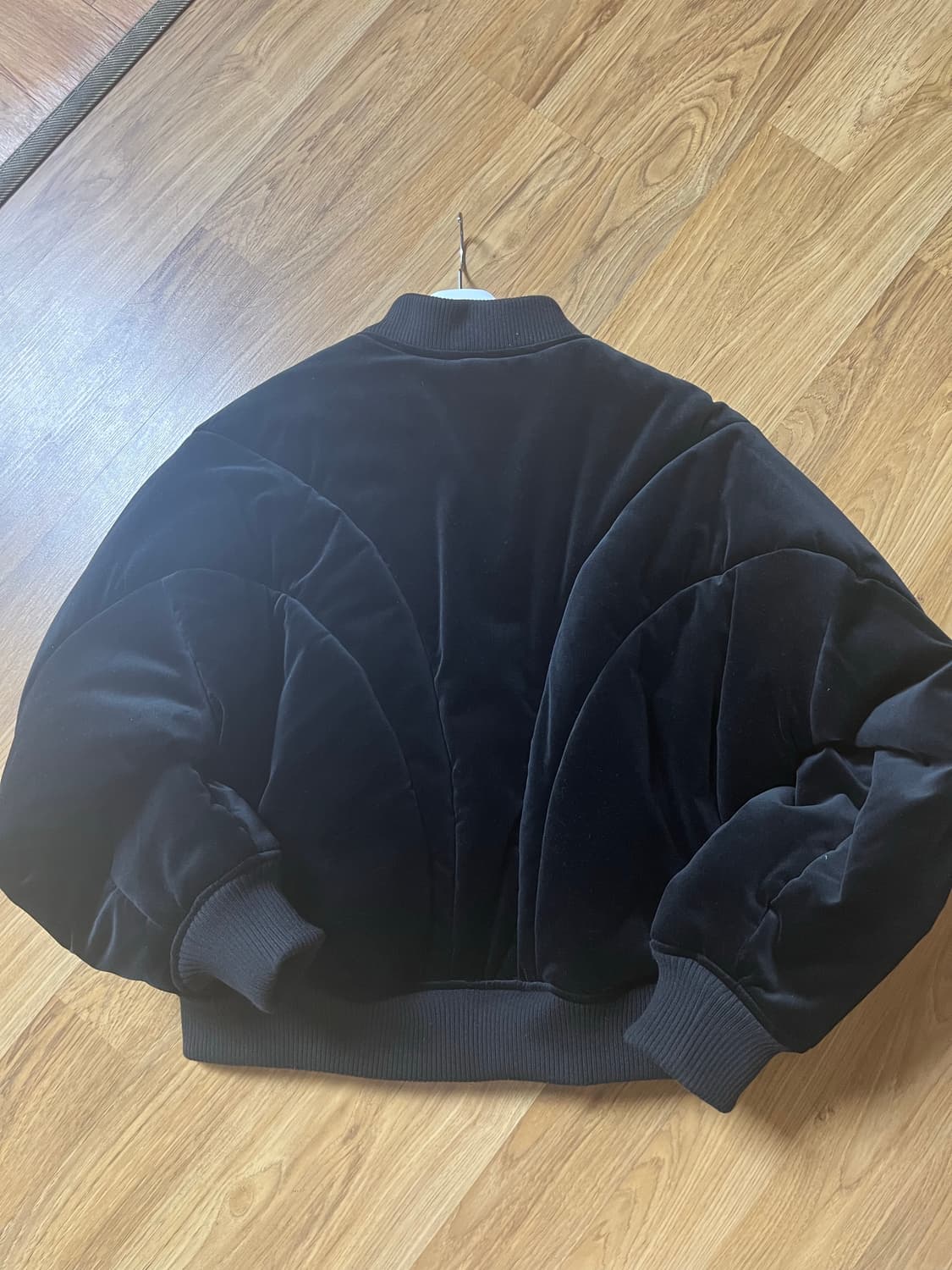 51퍼센트 벌키 벨벳 봄버 M 상품이미지5