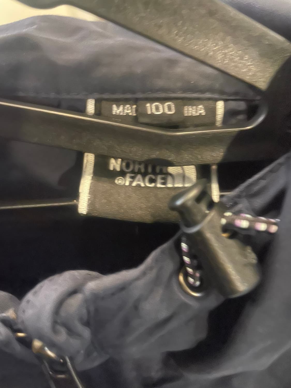 노스페이스 바람막이100사이즈 상품이미지2