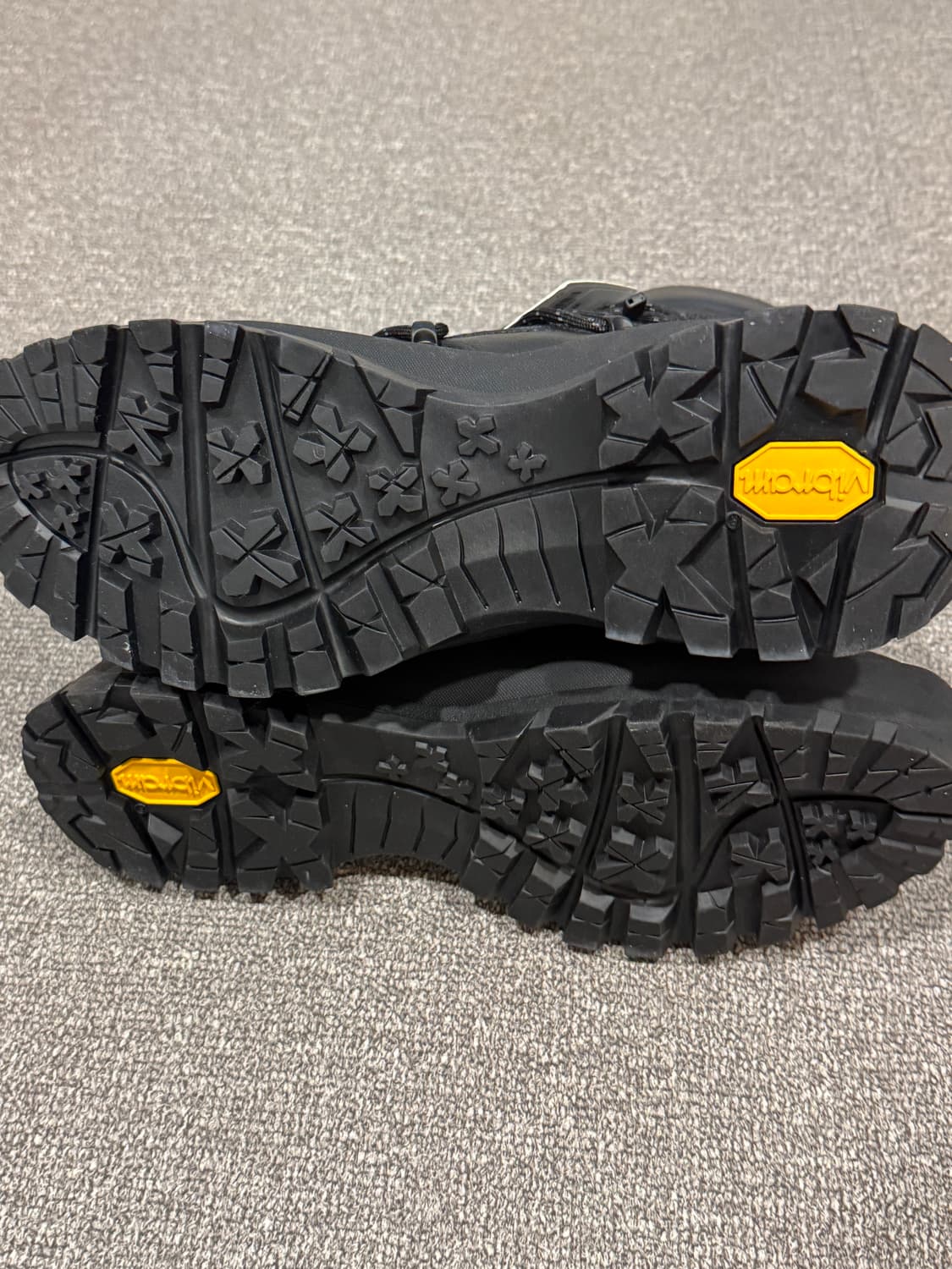 자라 X 메종스페셜 비브람 트래킹 부츠 43 상품이미지6