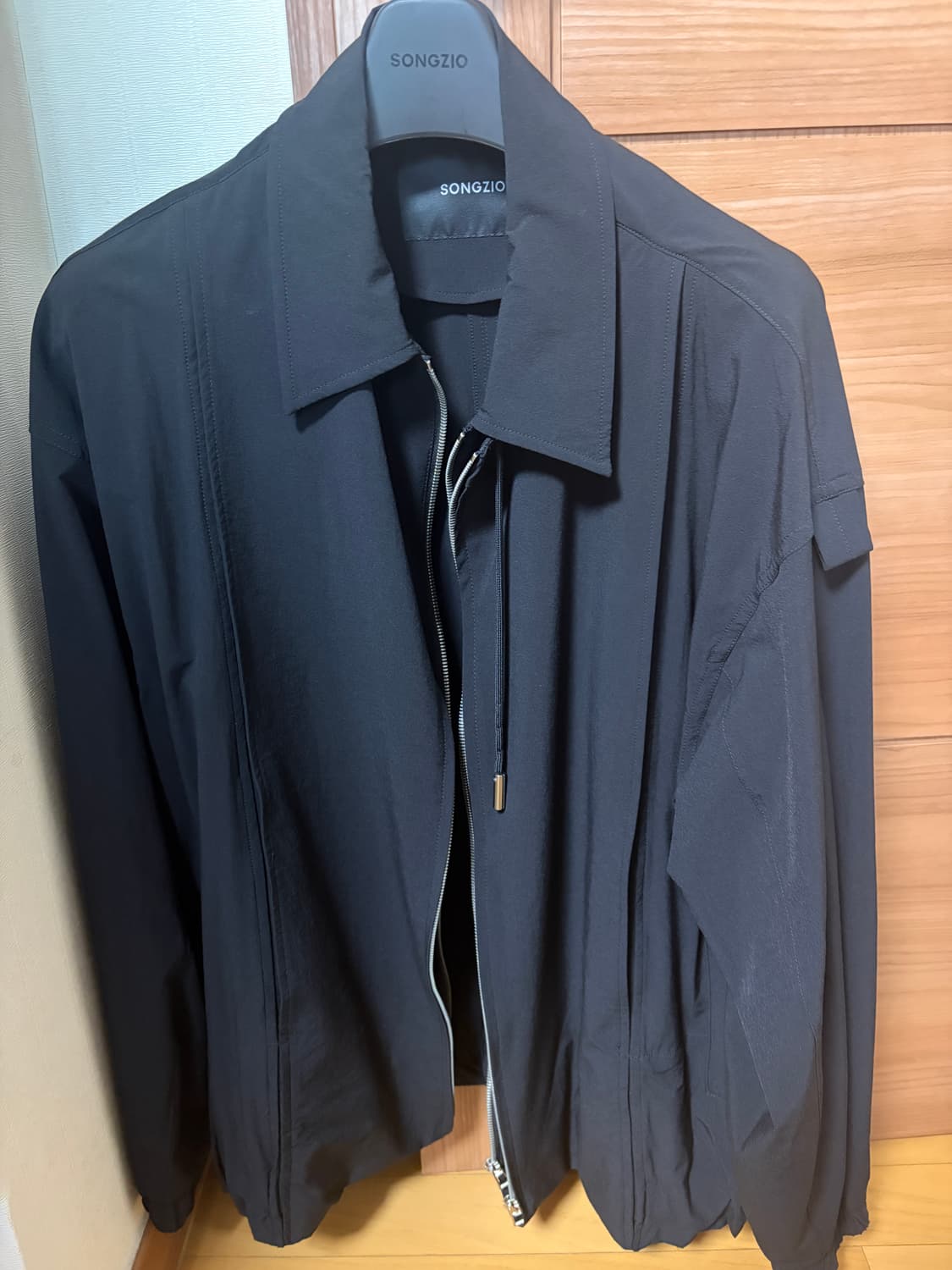 송지오 컬렉션 더블 레이어드 집업 점퍼 블랙 48 상품이미지1