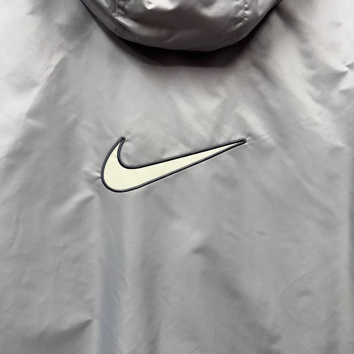 00s 나이키 올드스쿨 나일론 후드 자켓 기모 안감 스우시 디테일 그레이 상품이미지6
