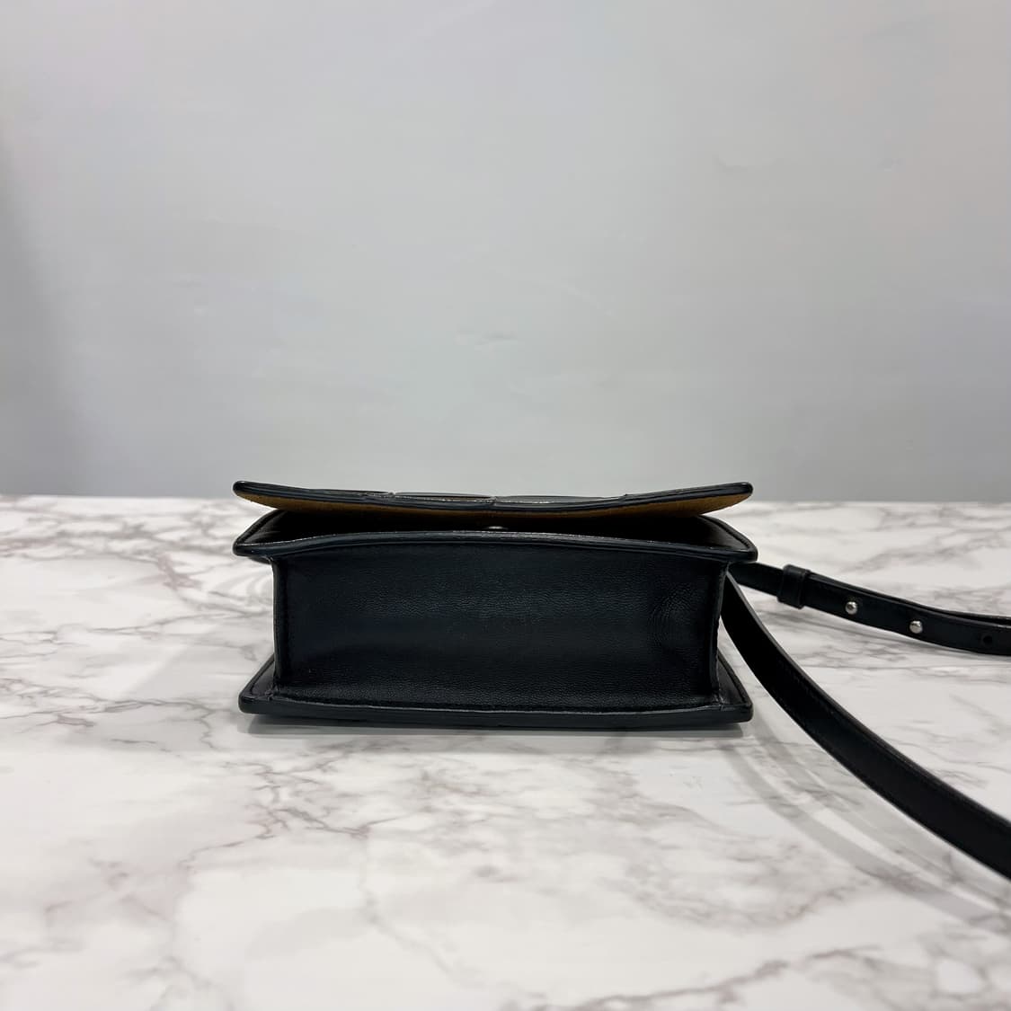 BOTTEGA VENETA 보테가베네타 카세트백 상품이미지5