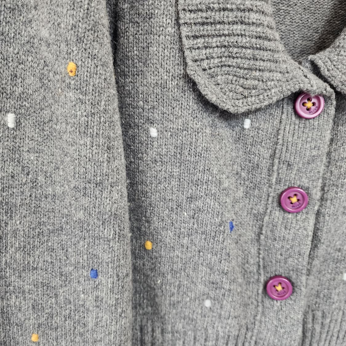 올리브데올리브 칼라 포인트 니트 가디건 상품이미지3