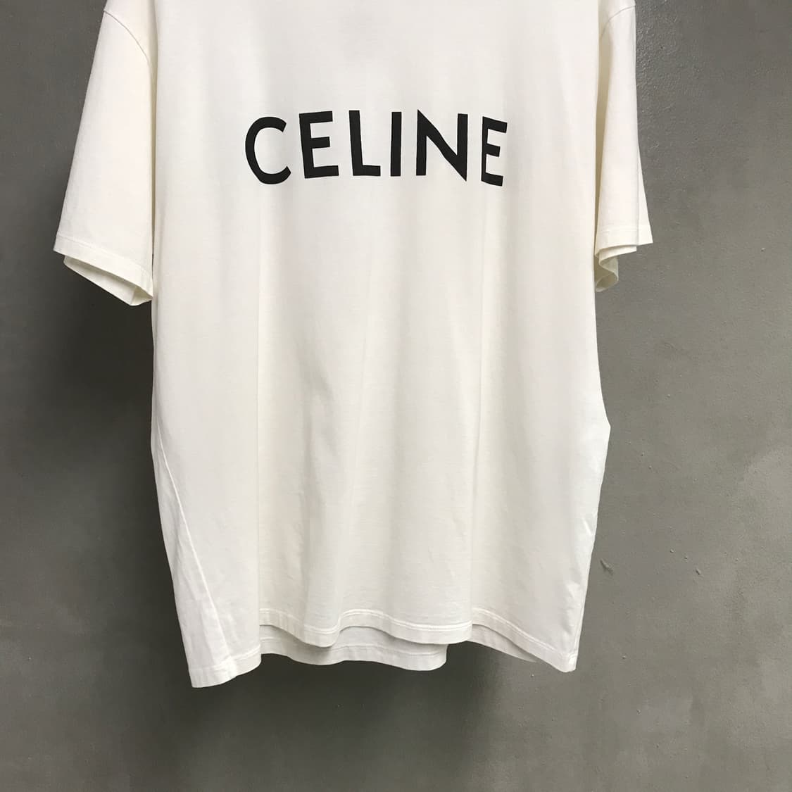 셀린느 화이트 반팔 티셔츠 M 상품이미지3