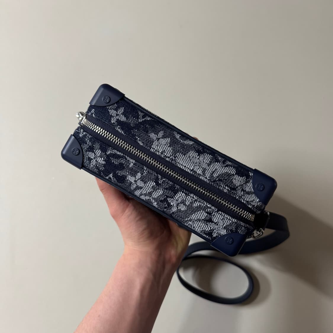 [한정판/당일출고]루이비통 테피스트리 소프트트렁크 크로스백 상품이미지5