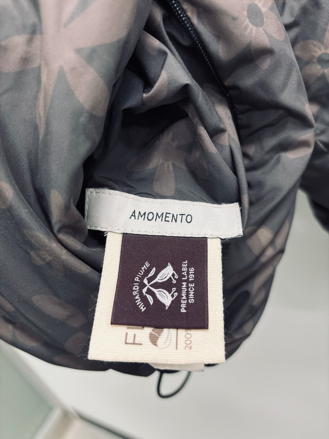 AMOMENTO 아모멘토 플라워 패턴 다운 패딩 자켓 상품이미지7