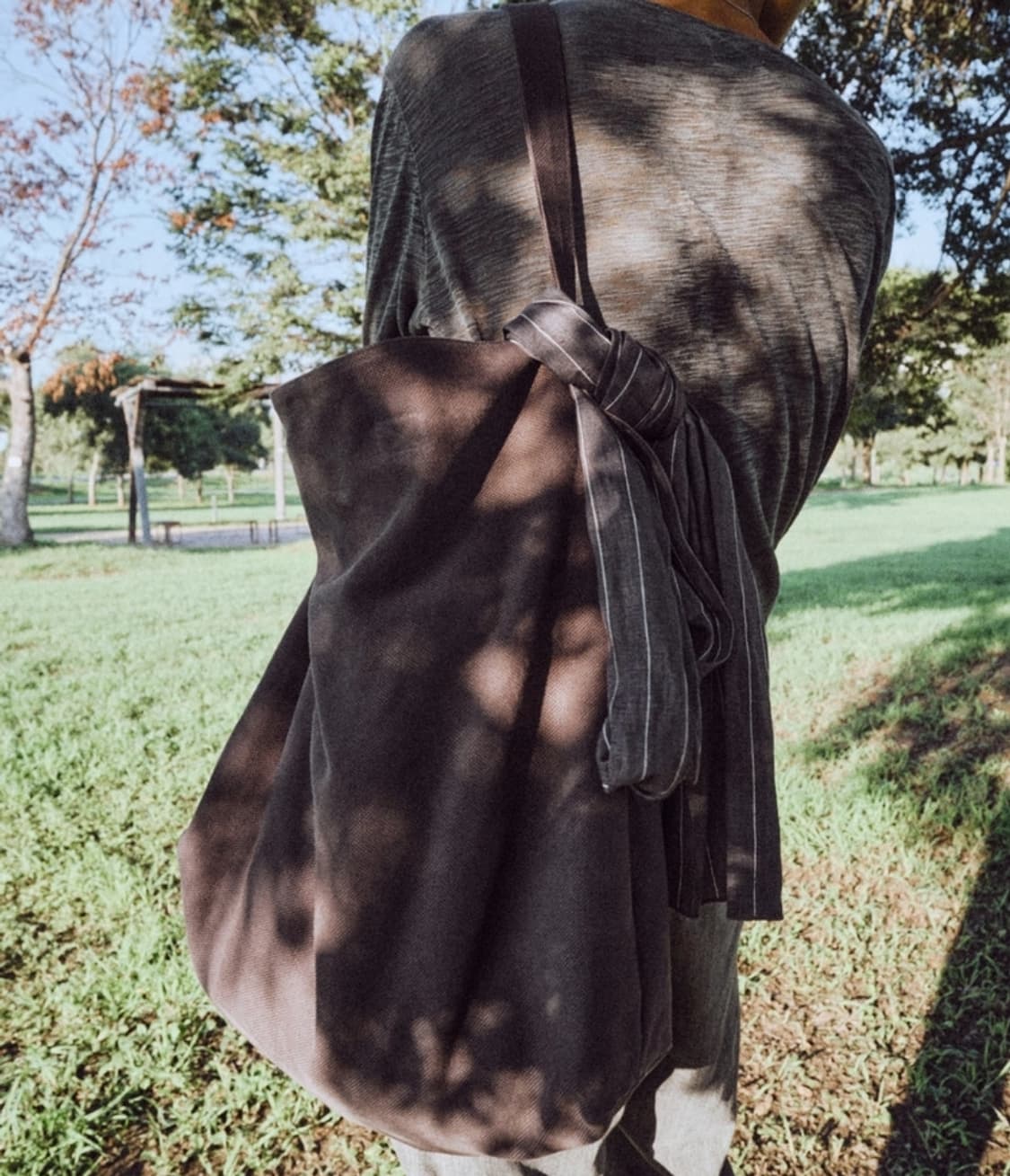 모노프리베 텍스쳐 빅 토트 퍼플 브라운 상품이미지1