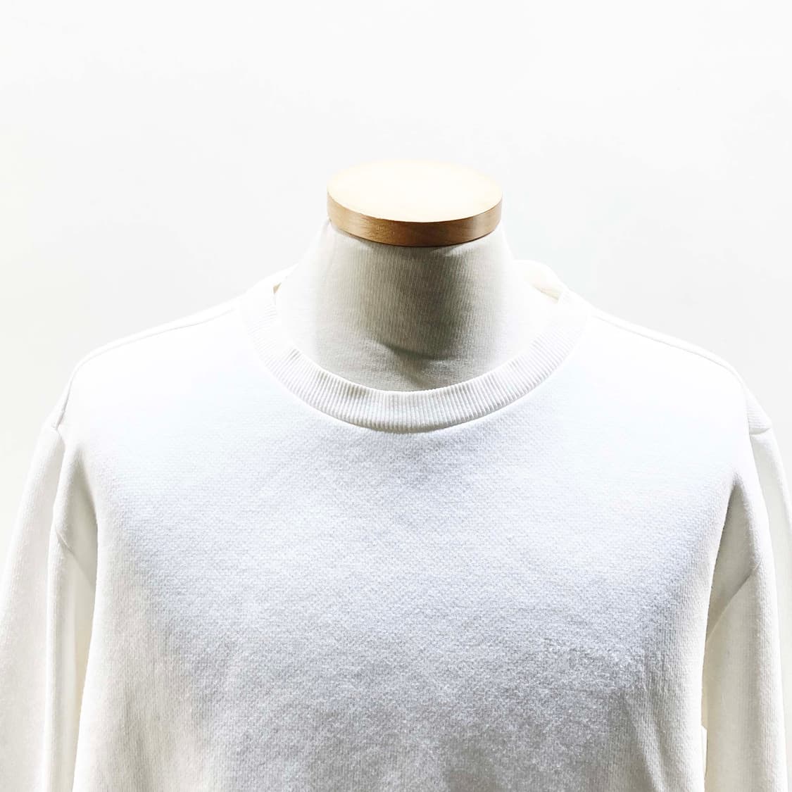 네셔널지오그래픽 남성맨투맨 화이트L 상품이미지2