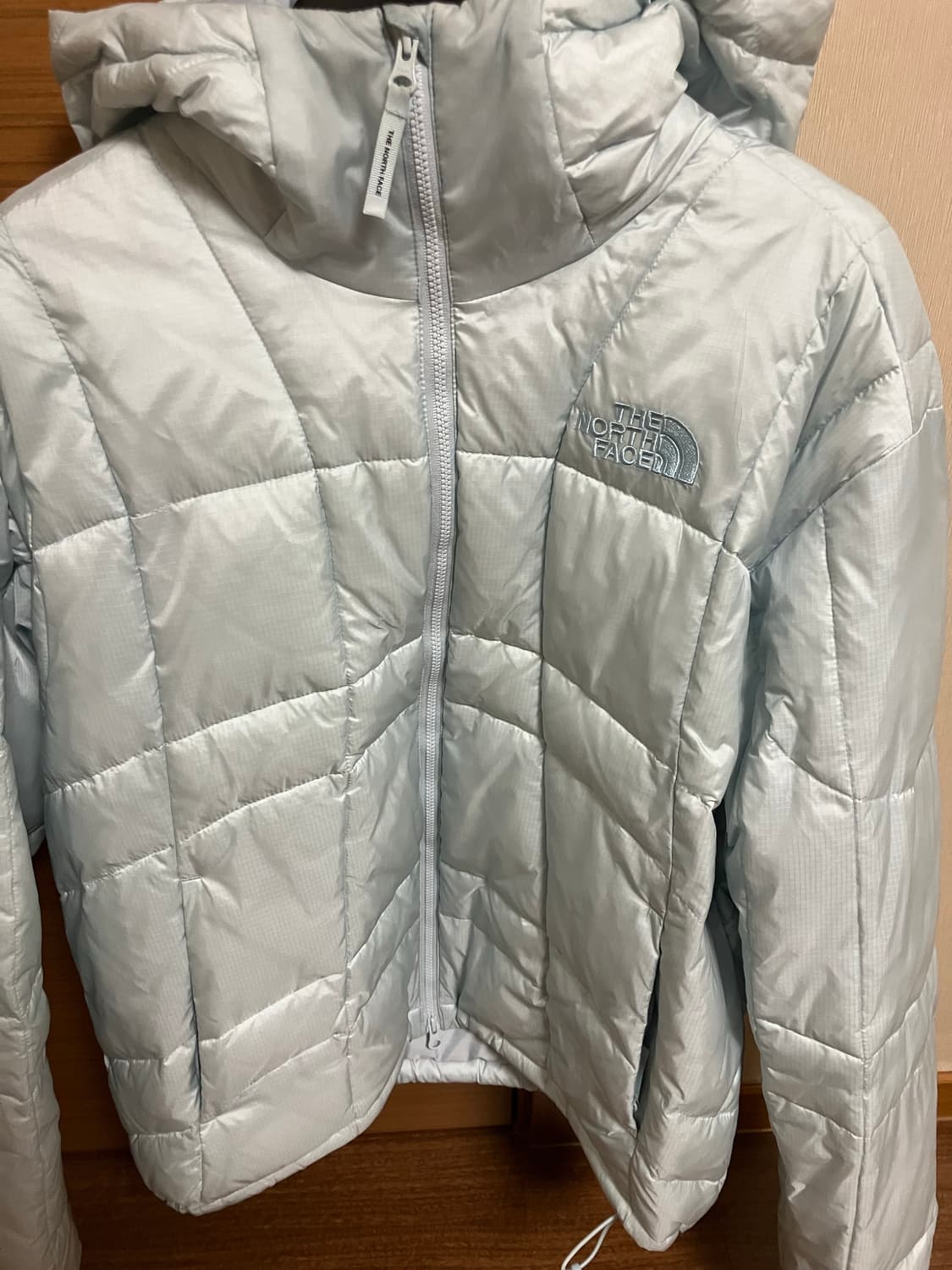 노스페이스 웨이브 LT 경량패딩 상품이미지1