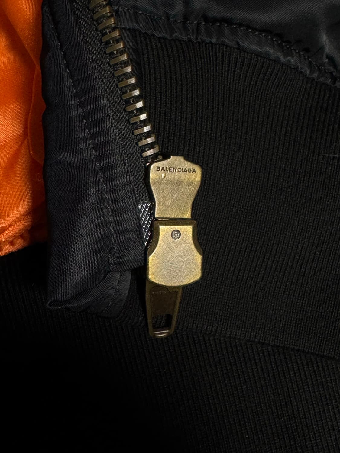 발렌시아가 17s/s 클래식 MA-1 봄버 자켓 블랙 (48) 상품이미지6