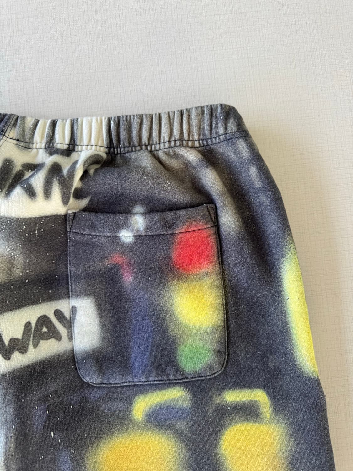 Fw21 슈프림 스웨트팬츠 상품이미지8