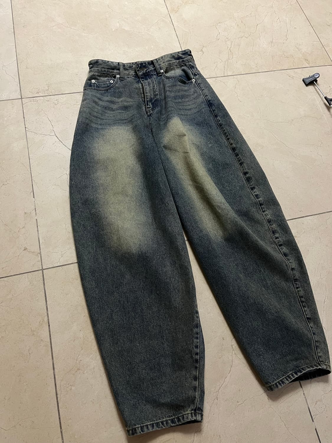 워싱 데님 벌룬 팬츠 (배기진 , 커브드핏 팬츠) 상품이미지2