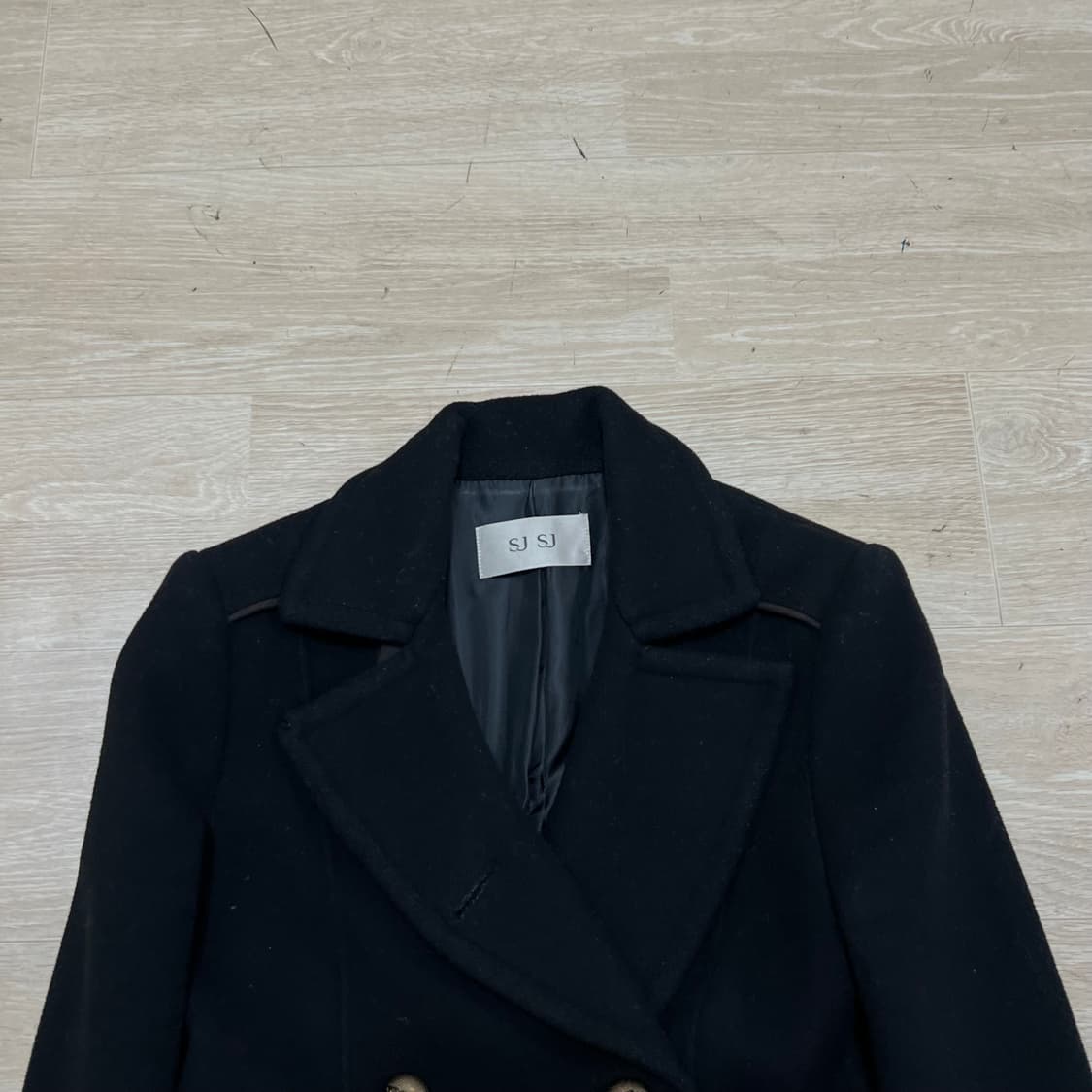 한섬 SJSJ 여성 금장 버튼 더블코트 [블랙] 76-90-155 상품이미지2