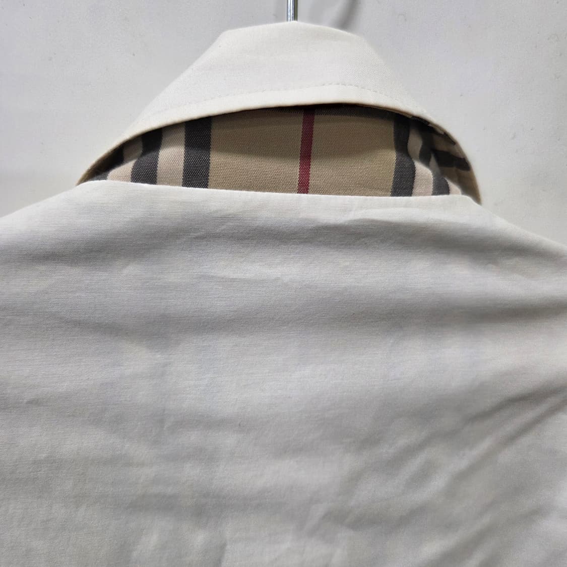 버버리 노바체크 자켓 상품이미지8