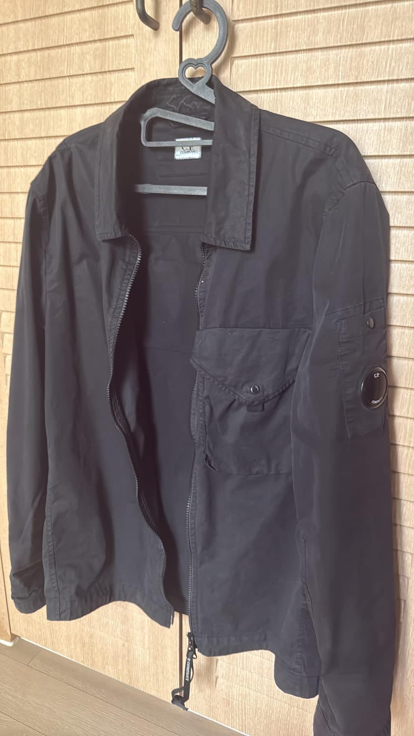 Cp컴퍼니 블랙 오버셔츠 상품이미지1